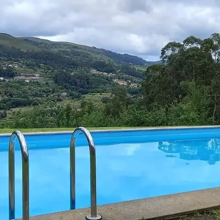 Private Pool Near Аркуш-ди-Валдевеш