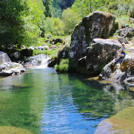 Private Pool Near Вилла Аркуш-ди-Валдевеш